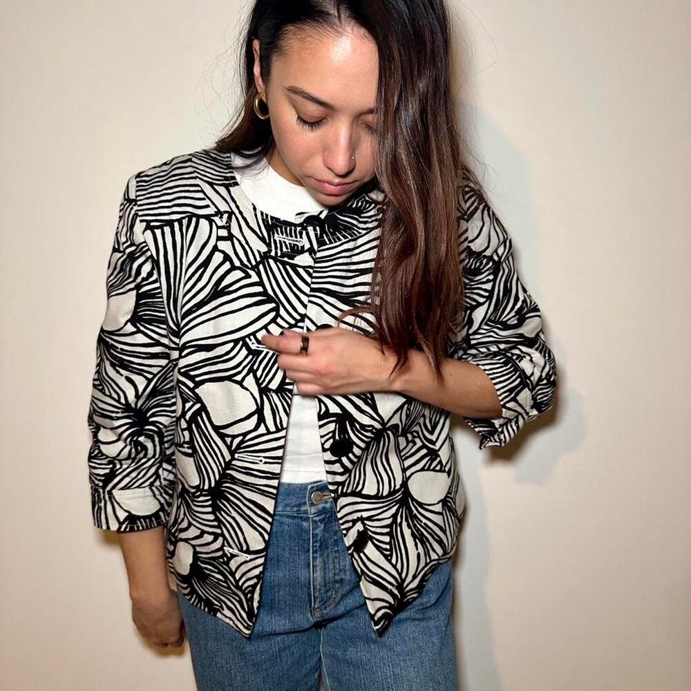 Vintage printed blazer or light coat